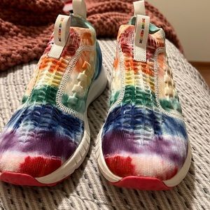 Under Armour Pride HOVR Phantom Slip -women’s 8/men’s 5